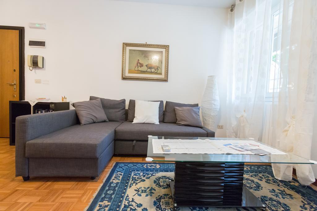 Bolognina Central Apartment Bologna Ngoại thất bức ảnh
