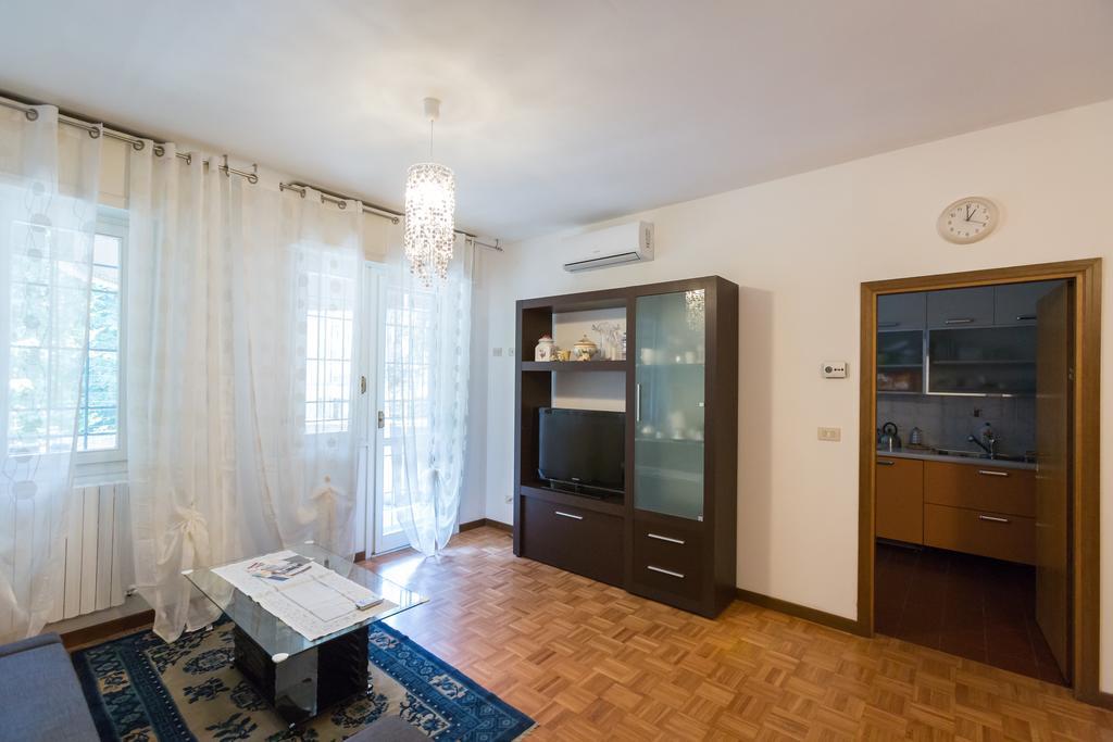Bolognina Central Apartment Bologna Ngoại thất bức ảnh