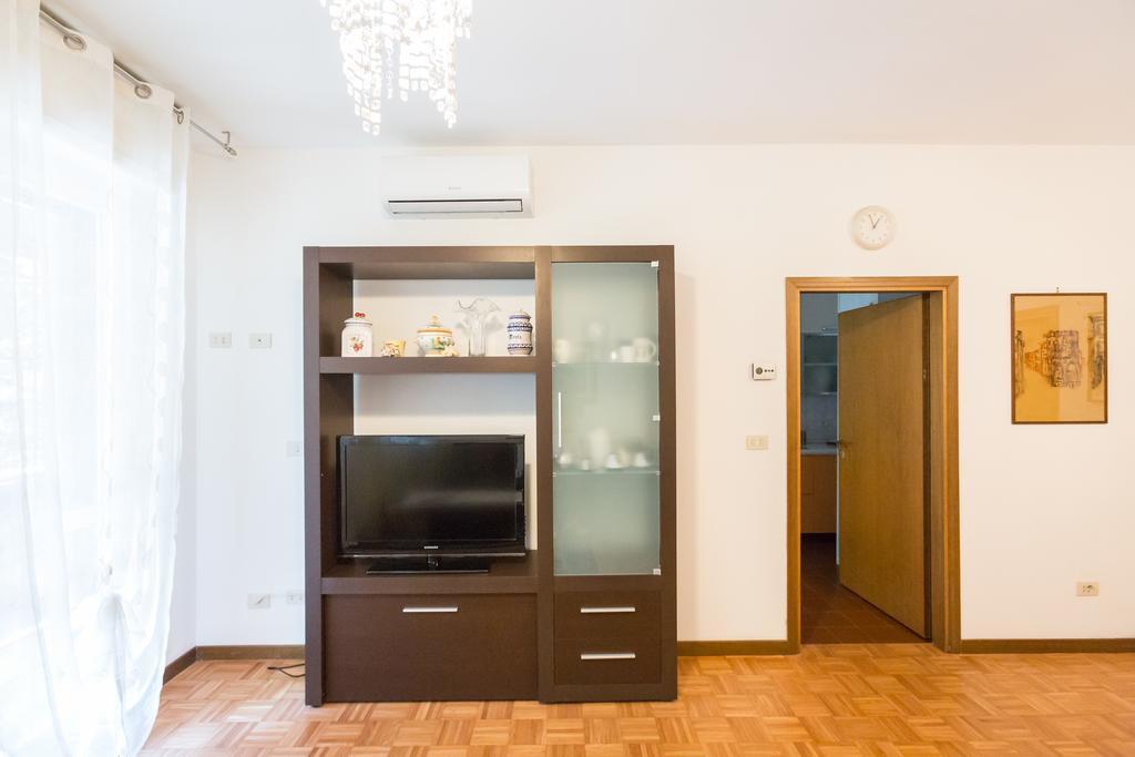 Bolognina Central Apartment Bologna Ngoại thất bức ảnh